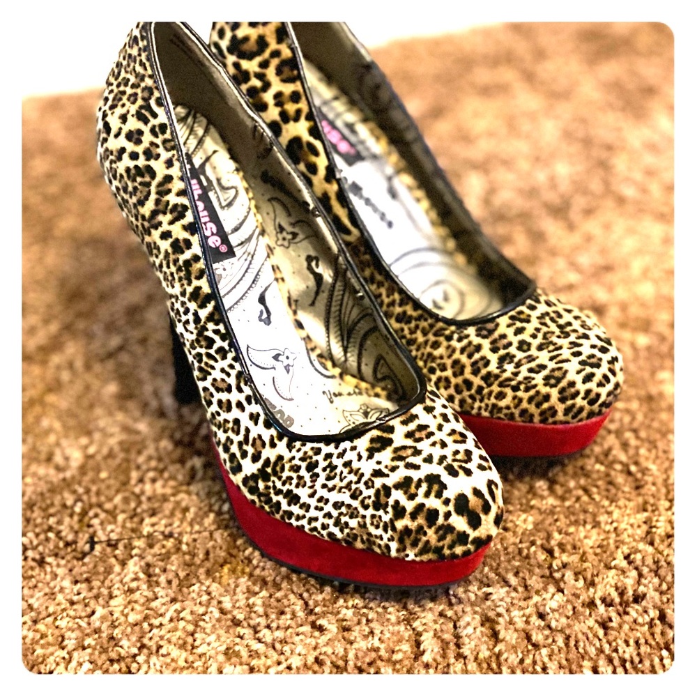 7. 5 leopard heels.